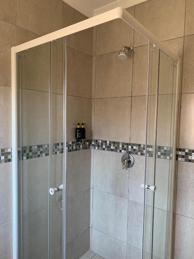 Rhino House With 3 Bedrooms Next To Pilanesberg And Sun City Mogwase Eksteriør billede