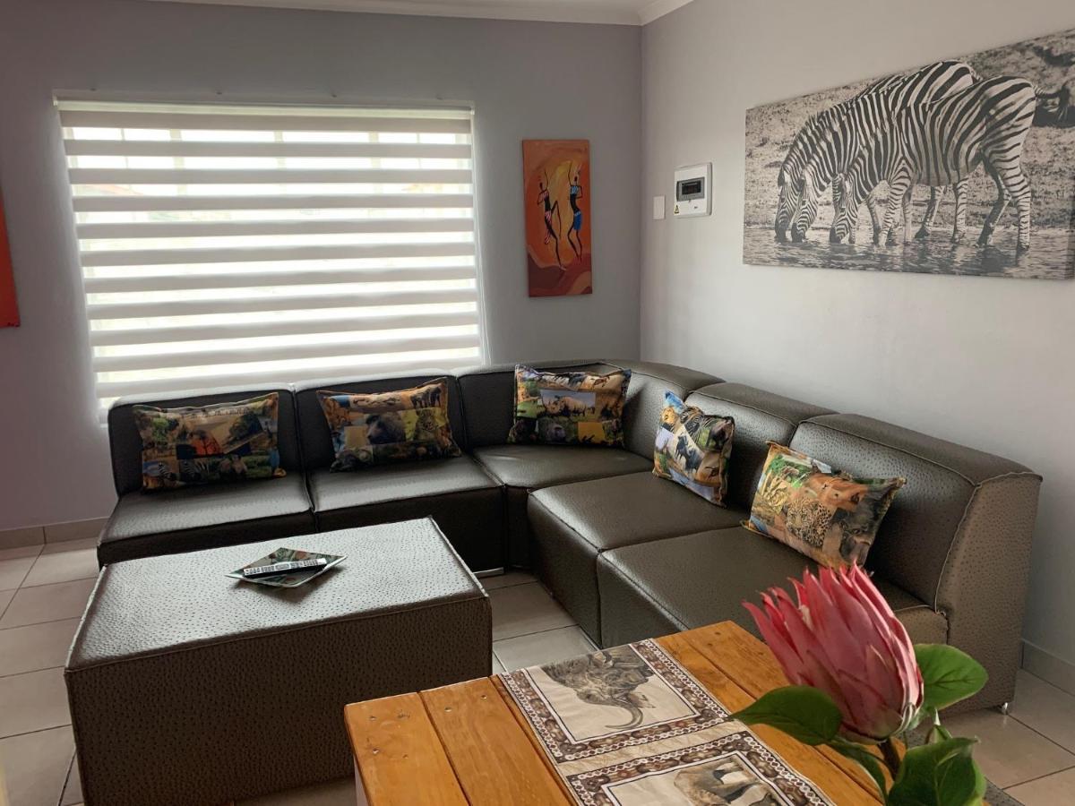 Rhino House With 3 Bedrooms Next To Pilanesberg And Sun City Mogwase Eksteriør billede