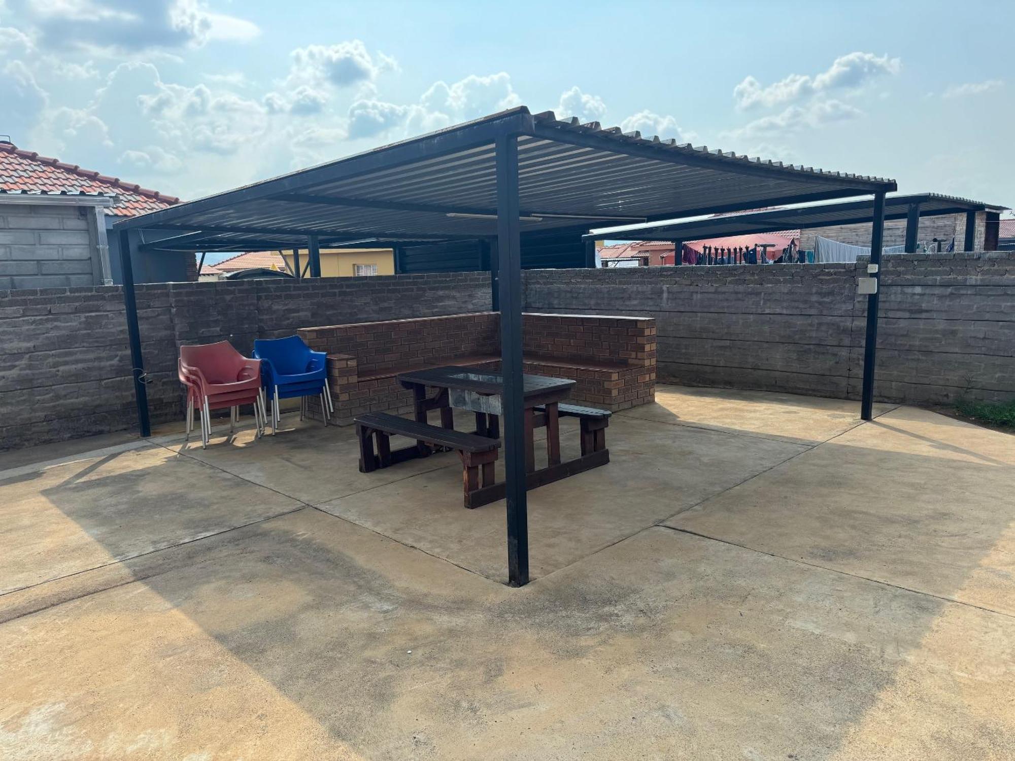 Rhino House With 3 Bedrooms Next To Pilanesberg And Sun City Mogwase Eksteriør billede
